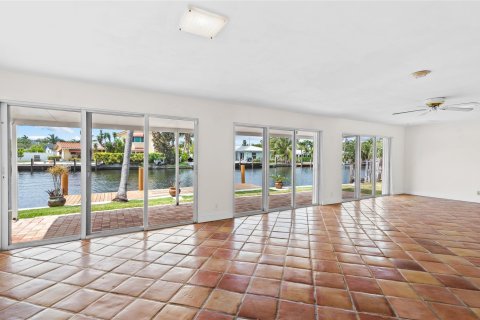 Villa ou maison à vendre à Wilton Manors, Floride: 3 chambres, 198.81 m2 № 1179774 - photo 15