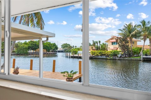 Villa ou maison à vendre à Wilton Manors, Floride: 3 chambres, 198.81 m2 № 1179774 - photo 19