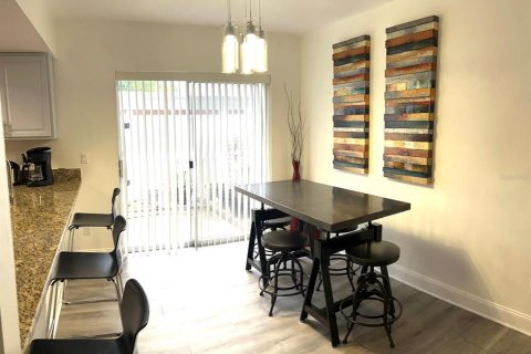 Adosado en venta en Tampa, Florida, 3 dormitorios, 116.69 m2 № 1256406 - foto 4