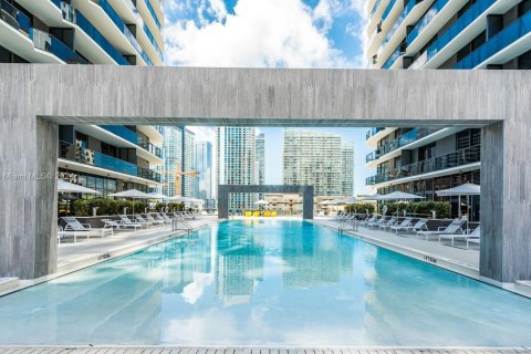 Condominio en alquiler en Miami, Florida, 1 dormitorio, 89.65 m2 № 1347913 - foto 30