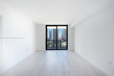 Condominio en alquiler en Miami, Florida, 1 dormitorio, 89.65 m2 № 1347913 - foto 3