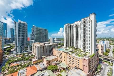 Condo in Miami, Florida, 1 bedroom  № 1347913 - photo 7