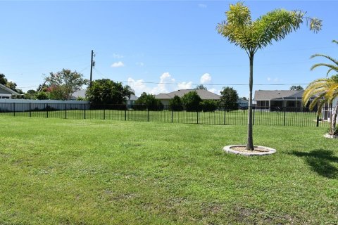 Terreno en venta en Port Charlotte, Florida № 1289403 - foto 5