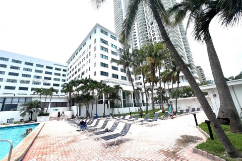 Studio in the Condo in Miami Beach, Florida  № 1289211 - photo 23