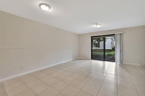 Touwnhouse à vendre à Oakland Park, Floride: 3 chambres, 121.05 m2 № 1380333 - photo 9