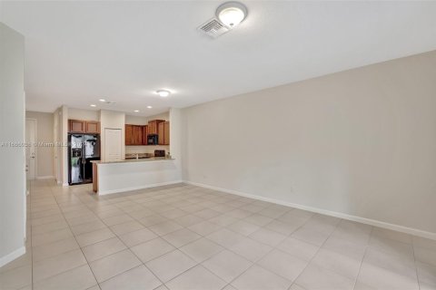 Adosado en venta en Oakland Park, Florida, 3 dormitorios, 121.05 m2 № 1380333 - foto 13