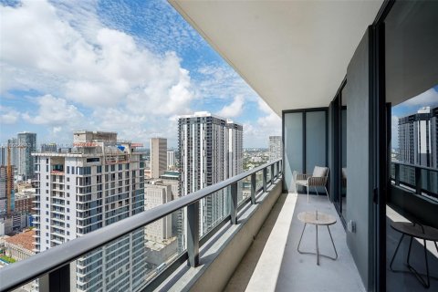 Condo in Miami, Florida, 1 bedroom  № 1380332 - photo 19