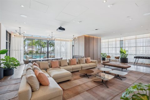 Condo in Miami, Florida, 1 bedroom  № 1380332 - photo 27