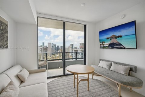 Condo in Miami, Florida, 1 bedroom  № 1380332 - photo 3