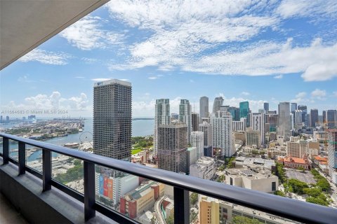 Condo in Miami, Florida, 1 bedroom  № 1380332 - photo 17