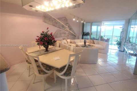 Condominio en venta en Davie, Florida, 3 dormitorios, 104.42 m2 № 1310154 - foto 3