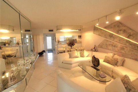 Copropriété à vendre à Davie, Floride: 3 chambres, 104.42 m2 № 1310154 - photo 5