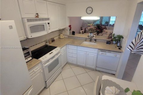 Copropriété à vendre à Davie, Floride: 3 chambres, 104.42 m2 № 1310154 - photo 17