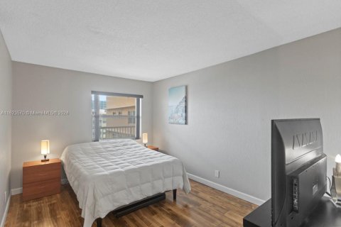 Copropriété à vendre à Hallandale Beach, Floride: 2 chambres, 104.52 m2 № 1271670 - photo 18