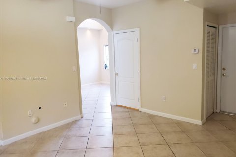 Touwnhouse à vendre à Miramar, Floride: 3 chambres, 167.6 m2 № 1316102 - photo 25