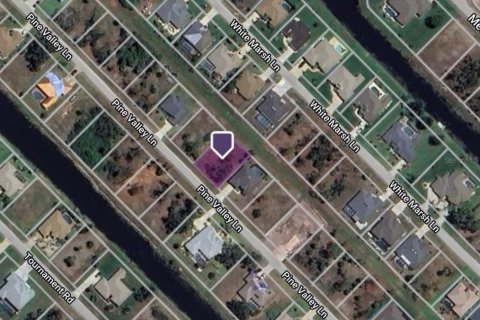 Land in Rotonda, Florida № 1191158 - photo 1