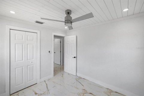 Casa en venta en Port Charlotte, Florida, 4 dormitorios, 173.54 m2 № 1137553 - foto 25