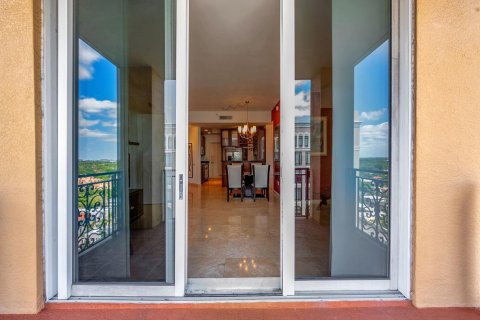 Condominio en venta en Coral Gables, Florida, 2 dormitorios, 104.79 m2 № 1142269 - foto 14