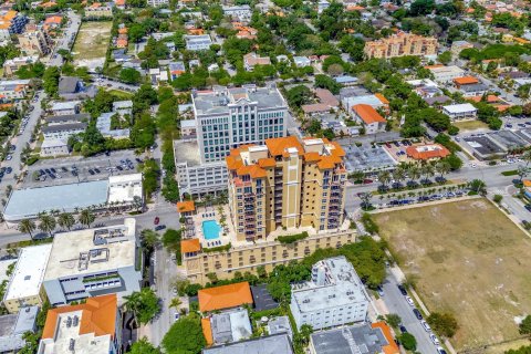 Condominio en venta en Coral Gables, Florida, 2 dormitorios, 104.79 m2 № 1142269 - foto 1