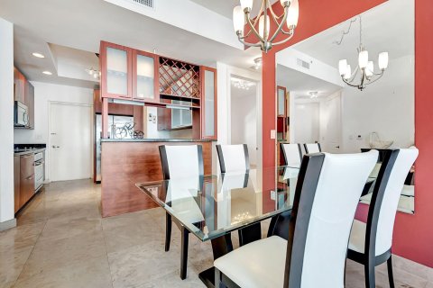 Condominio en venta en Coral Gables, Florida, 2 dormitorios, 104.79 m2 № 1142269 - foto 29