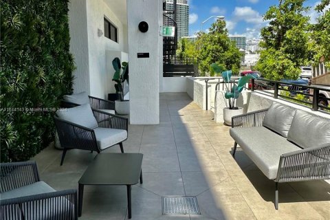 Condominio en venta en Miami Beach, Florida, 1 dormitorio, 68.56 m2 № 1327805 - foto 3