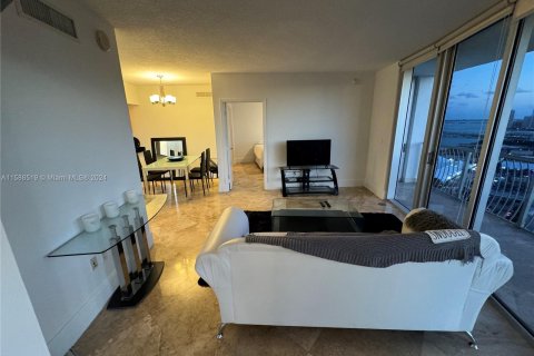 Copropriété à vendre à Miami, Floride: 2 chambres, 97.36 m2 № 1181253 - photo 2