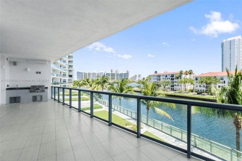 Copropriété à vendre à Aventura, Floride: 3 chambres, 207.92 m2 № 1181294 - photo 20