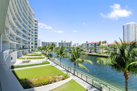 Condo in Aventura, Florida, 3 bedrooms  № 1181294 - photo 3