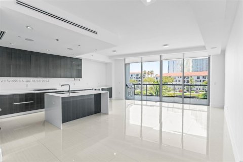 Copropriété à vendre à Aventura, Floride: 3 chambres, 207.92 m2 № 1181294 - photo 6