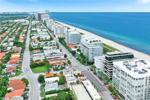 Copropriété à vendre à Surfside, Floride: 3 chambres, 150.5 m2 № 1181292 - photo 30