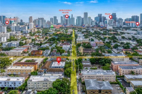 Propiedad comercial en venta en Miami, Florida № 1441621 - foto 22