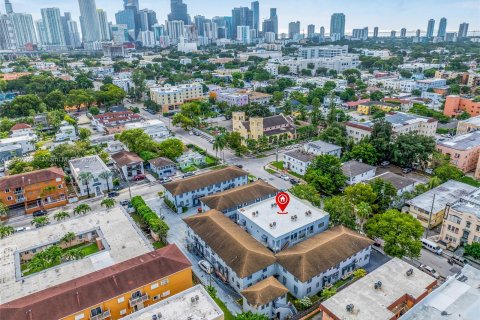 Propiedad comercial en venta en Miami, Florida № 1441621 - foto 2