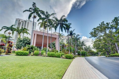 Condo in Aventura, Florida, 3 bedrooms  № 1011281 - photo 14