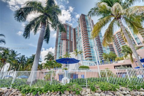 Condo in Aventura, Florida, 3 bedrooms  № 1011281 - photo 9