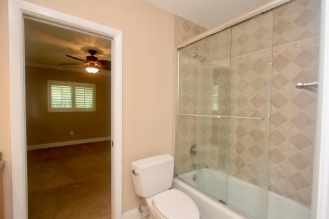 House in Boca Raton, Florida 4 bedrooms, 170.94 sq.m. № 1077501 - photo 19