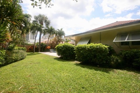 House in Boca Raton, Florida 4 bedrooms, 170.94 sq.m. № 1077501 - photo 4