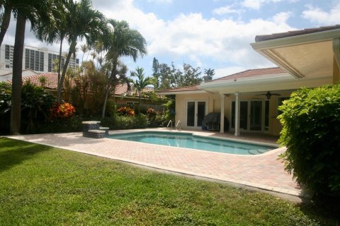 House in Boca Raton, Florida 4 bedrooms, 170.94 sq.m. № 1077501 - photo 6