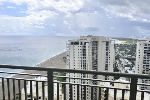 Condo in Riviera Beach, Florida, 1 bedroom  № 1380437 - photo 12