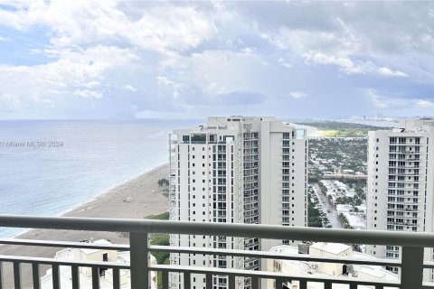 Condo in Riviera Beach, Florida, 1 bedroom  № 1380437 - photo 1