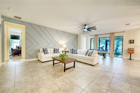 House in BELLALAGO in Kissimmee, Florida 4 bedrooms, 253.34 sq.m. № 1313521 - photo 19