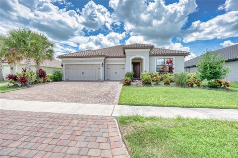 Villa ou maison à vendre à Kissimmee, Floride: 4 chambres, 253.34 m2 № 1313521 - photo 6