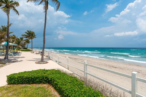 Condominio en venta en Hillsboro Beach, Florida, 2 dormitorios, 78.97 m2 № 1178186 - foto 7