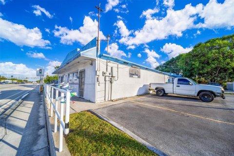 Immobilier commercial à vendre à West Park, Floride № 818331 - photo 2