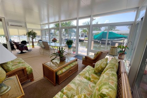 Casa en venta en Dania Beach, Florida, 2 dormitorios, 174.84 m2 № 1188698 - foto 6