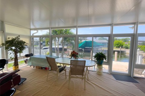 Villa ou maison à vendre à Dania Beach, Floride: 2 chambres, 174.84 m2 № 1188698 - photo 12