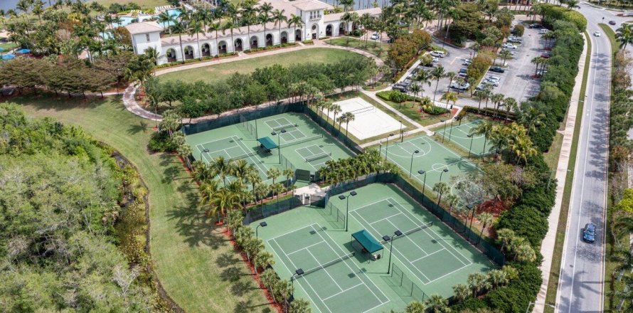 Villa ou maison à Wellington, Floride 4 chambres, 266.26 m2 № 1127979