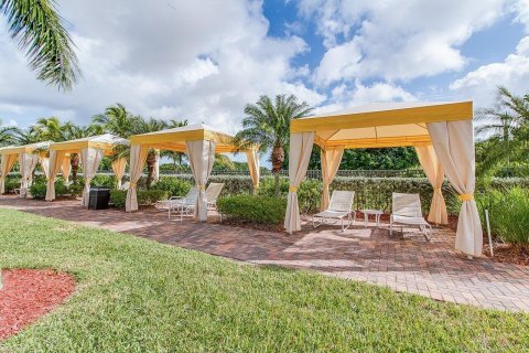 Villa ou maison à vendre à Wellington, Floride: 4 chambres, 266.26 m2 № 1127979 - photo 13