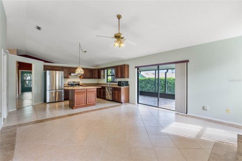 Casa en venta en Orlando, Florida, 3 dormitorios, 162.11 m2 № 1349534 - foto 13