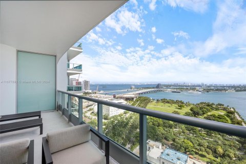 Condominio en venta en Miami, Florida, 2 dormitorios, 159.05 m2 № 1428464 - foto 23