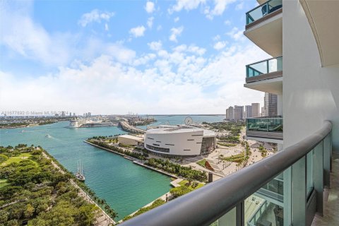 Condominio en venta en Miami, Florida, 2 dormitorios, 159.05 m2 № 1428464 - foto 24